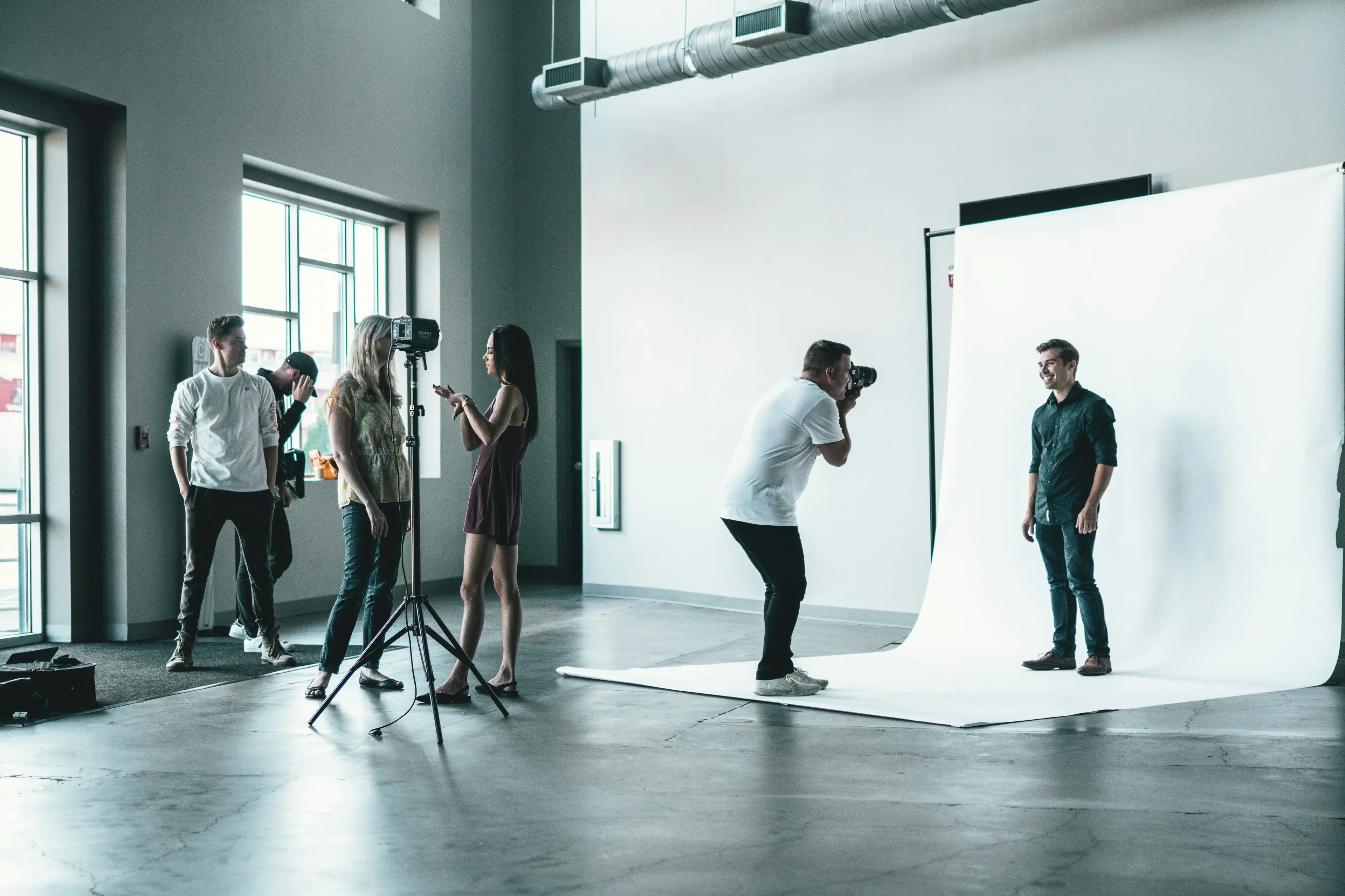 Print Resolution Guide: Megapixels, Aspect Ratios, and DPI Explained for Clients